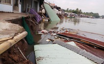 Sạt lở tại Cần Thơ, 5 căn nhà bị cuốn xuống sông
