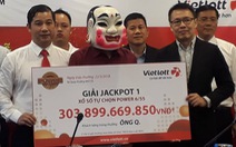 Chủ nhân vé số Vietlott 304 tỉ lĩnh thưởng, làm từ thiện 3 tỉ