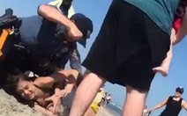 Video cảnh sát Mỹ đấm cô gái trẻ gây xôn xao dân mạng