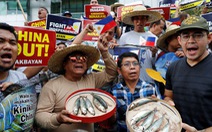Cảnh sát biển Trung Quốc bị tố cướp cá ngư dân Philippines