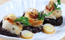 Ấm lòng xôi hạt me ngày mưa