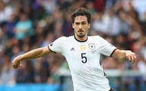 Mats Hummels nói lứa cầu thủ Leroy Sane 'mắc bệnh sao'