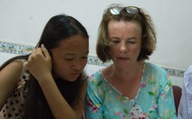 Cha mẹ Ireland về Việt Nam tìm người thân cho con