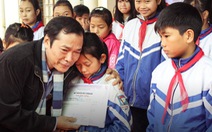 Quỹ khuyến học Vinacam trao học bổng cho học sinh Sơn La