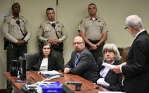 Vợ chồng nhốt, bỏ đói 13 con ở California đối mặt án tù 94 năm