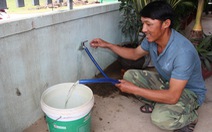 Người già, trẻ nhỏ Ninh Thuận vui mừng vì nước sạch về thôn