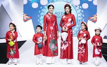 Hoa hậu Mỹ Linh mặc áo dài Ngọc Hân tại Tuần lễ thời trang thiếu nhi châu Á
