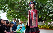 Nhà thiết kế Minh Hạnh mang tơ lụa, thổ cẩm đến Festival Hoa Đà Lạt