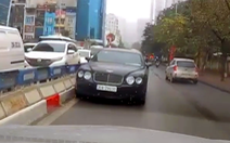 Phạt tài xế Bentley đi ngược chiều 1 triệu đồng, tước bằng lái 2 tháng