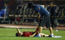 Cầu thủ nữ Việt Nam phải massage cả tối sau trận thắng Philippines