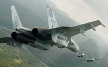 Báo Nga khoe tiêm kích Su-27 tạt đầu ép tiêm kích Mỹ