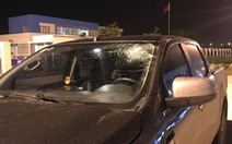 Ôtô bị ném vỡ kính trên đường cao tốc Hà Nội - Hải Phòng