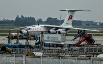 Máy bay chở nhân viên Triều Tiên tới Hà Nội
