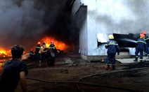 Cháy xưởng lốp ôtô ở Đồng Nai hàng ngàn mét, nhiều tài sản bị thiêu rụi