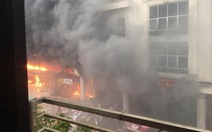 Cháy lớn trung tâm thương mại ở Bắc Ninh, nhiều gian hàng bị thiêu rụi