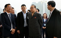 Đoàn đại biểu Triều Tiên tham quan vịnh Hạ Long