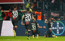 Thua Leverkusen, Bayern Munich bị Dortmund gia tăng khoảng cách