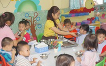 TP.HCM, Hà Nội giám sát chặt bếp ăn trường học