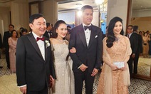 Cựu thủ tướng Thái Lan Thaksin và em gái xuất hiện tại Hong Kong