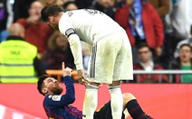 Ramos chơi xấu Messi, R.M vẫn bại trận