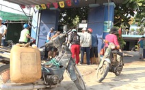 Lo cạn kiệt xăng dầu, dân đảo Lý Sơn nháo nhào mua dự trữ