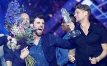 Eurovision: Hà Lan chiến thắng, Madonna mang cờ Palestine và Israel lên sân khấu