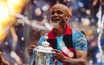 Đội trưởng Kompany chia tay Manchester City sau cú ăn 3 lịch sử