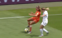 Video tái hiện cú xoay người ‘kinh điển’ của Cruyff ở World Cup nữ