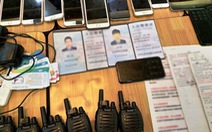 Tạm giữ 20 người Trung Quốc lừa đảo công nghệ, thu 26 máy tính bảng, 46 điện thoại