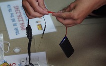 Bắt nhóm thanh niên mua thiết bị gian lận thi cử từ Trung Quốc về bán