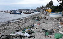 Video rác thải gây ô nhiễm môi trường ở vịnh Vân Phong