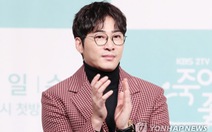 Diễn viên Hàn Quốc Kang Ji Hwan bị bắt khẩn cấp vì chuốc rượu cưỡng hiếp