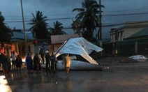 Bình Thuận: Mưa lớn kèm lốc xoáy làm tốc mái nhiều nhà dân