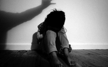 Tố con gái 6 tuổi bị xâm hại, người bố bị tạm giữ vì nghi mua dâm