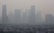 Bị kiện, Jakarta làm mưa nhân tạo để giảm ô nhiễm