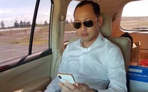 'Thiếu gia' nổi tiếng xứ Cà Mau khoe hàng xấp tiền USD trên mạng