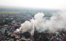 Cháy chợ Tó ở Đông Anh, nhiều gian hàng bị thiêu rụi