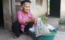 Cụ bà 83 tuổi có 11 người con, tự đạp xe lên xã xin… thoát nghèo