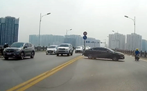 Đề nghị xử lý nghiêm tài xế ôtô quay đầu trái phép trên cầu Vĩnh Tuy