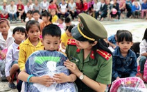 Mưa lớn dồn dập, nhiều trường học Nghệ An lùi ngày khai giảng