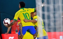 Neymar ghi bàn, Brazil hòa Colombia 2-2
