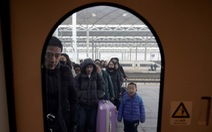 Đường sắt Trung Quốc dễ thở kỳ 'Xuân vận' tỉ người nhờ công nghệ hỗ trợ
