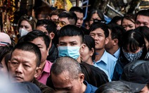 Dân vẫn kéo về khai hội chùa Hương bất chấp virus corona