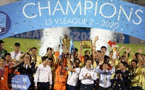 Khoảnh khắc Bình Định ăn mừng thăng hạng V-League sau 12 năm chờ đợi