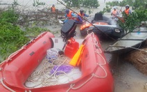 1 người chết do mưa lũ ở Huế, tàu SE4 phải quay đầu chạy về ga Đà Nẵng