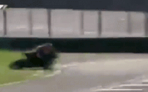 Video: 'Tai nạn kinh hoàng' trên đường đua khiến ngôi sao môtô 23 tuổi tử nạn
