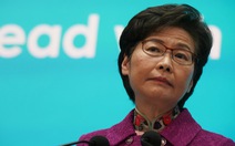 Lãnh đạo Hong Kong phải giữ ‘cả đống tiền mặt’ ở nhà vì Mỹ trừng phạt