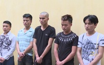 Bắt nhóm thanh niên cướp xe máy trong đêm trên đường Hồ Chí Minh