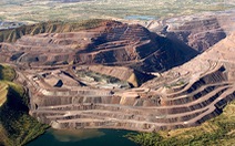 Đóng cửa mỏ kim cương hồng lớn nhất thế giới