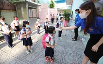Sở GD-ĐT TP.HCM khuyến khích học sinh đeo khẩu trang trong lớp học